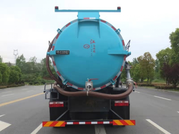 東風D9吸污車(國六)